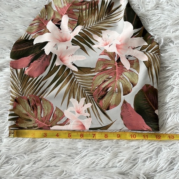 Old Navy Active Women’s powersoft floral tank top size Small - Picture 4 of 10